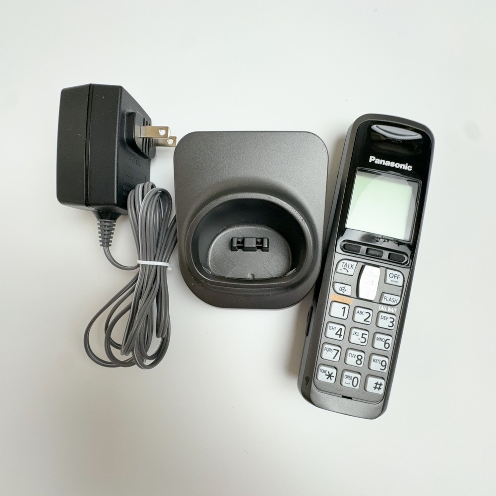 Panasonic Cordless Expansion Handset Phone KX-TGA641 + PNLC1007ZA‎ Base TESTED